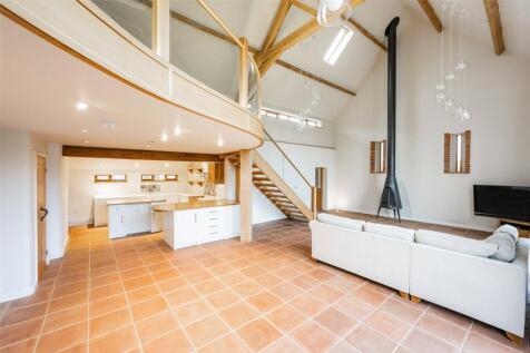 Sitting/Dining Room