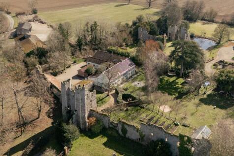 Mettingham Castle