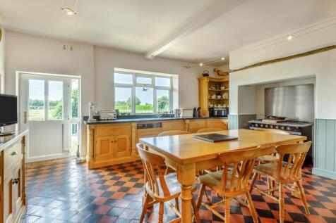Kitchen/Breakfast