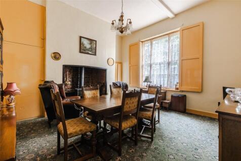Breakfast Room