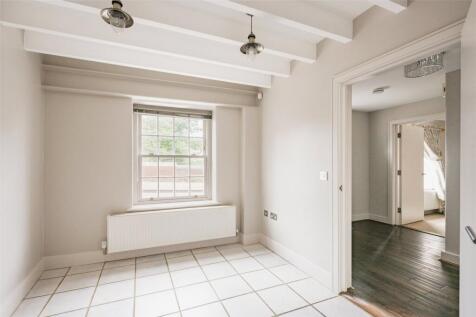 Breakfast Room