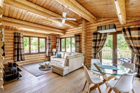 Holiday Lodge