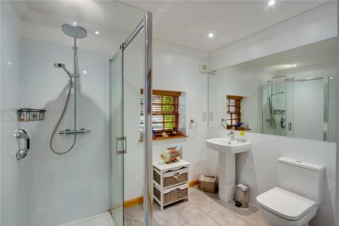 Annexe Shower Room