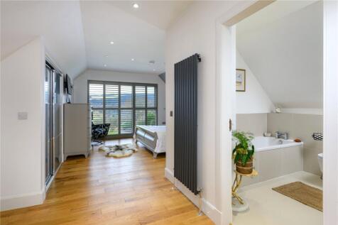 Main Bedrooom Suite