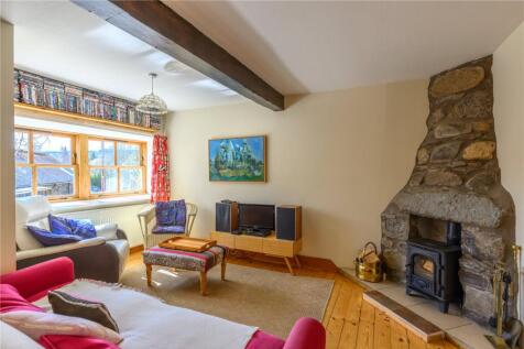 Cottage Sitting Rm