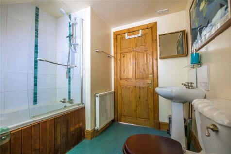 Cottage Bathroom
