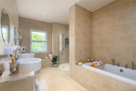 Bedroom 1 En Suite