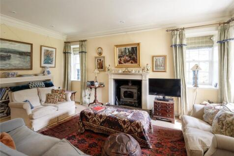 Cottage Drawing Rm