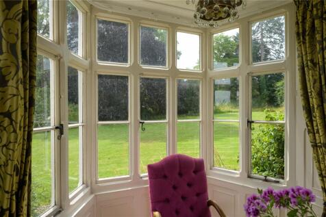 Dining Bay Window
