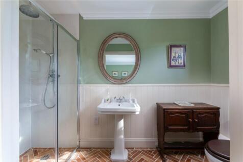 En Suite Shower Room