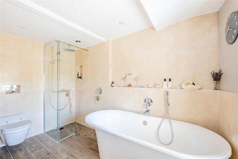En Suite Bathroom