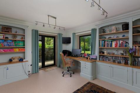 Study/Bedroom 5
