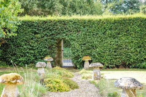 Front Hedge