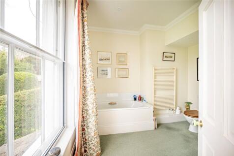 En Suite Bathroom