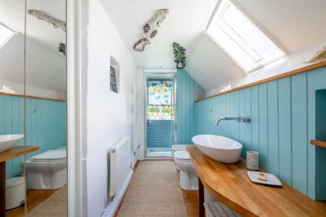 Cottage Shower Room