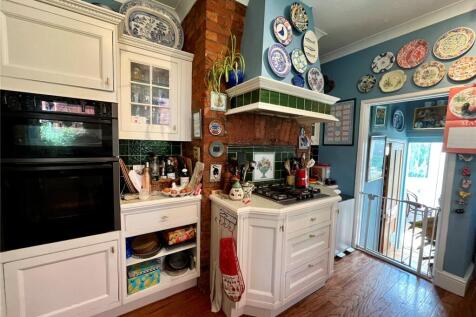 Kitchen- Conserv