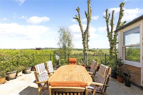 Dining Terrace