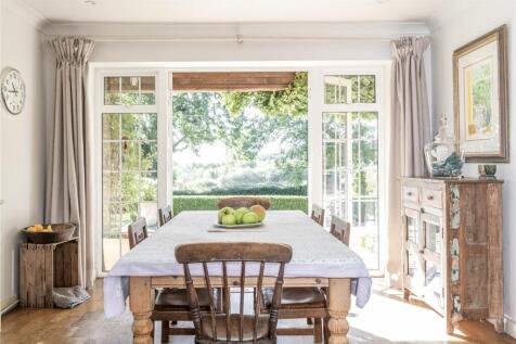 Breakfast Room