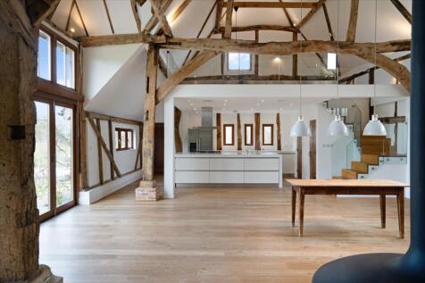 Living Room/Kitchen