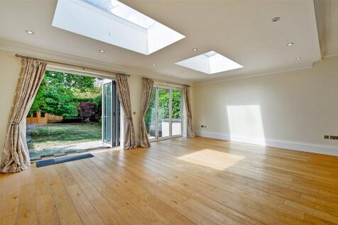Family/Dining Room