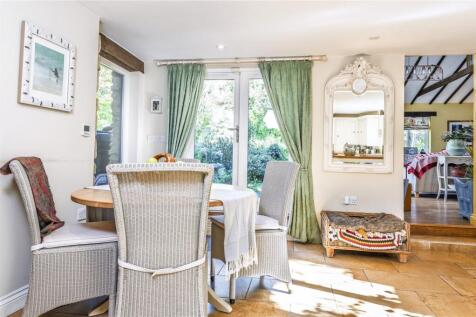 Breakfast Room