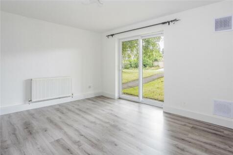 Sitting/Dining Room
