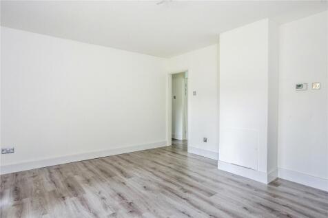 Sitting/Dining Room