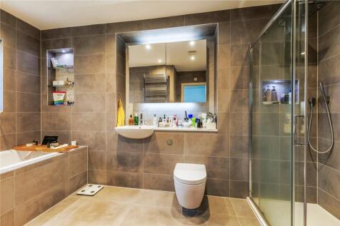 En Suite Bathroom