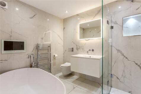 En Suite Bathroom