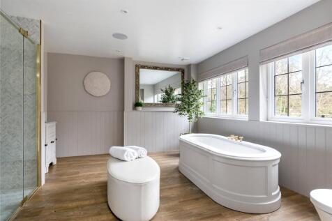 En Suite Bathroom