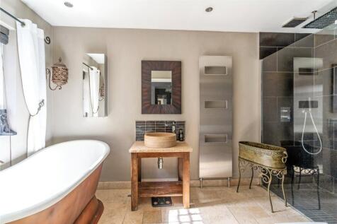 En Suite Bathroom