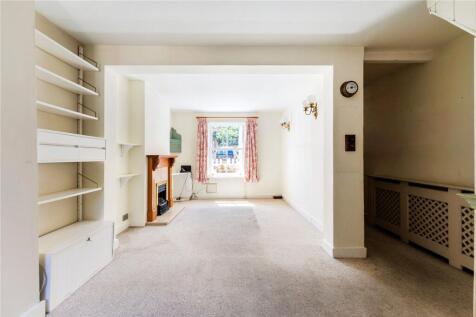 Sitting/Dining Room