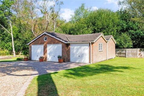 Triple Garage