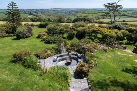 Garden and Firepit