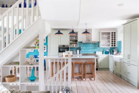 Stairs/Kitchen