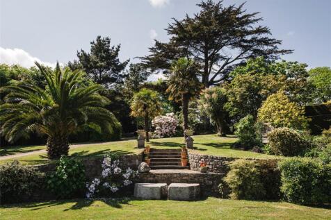 Trenarth Manor