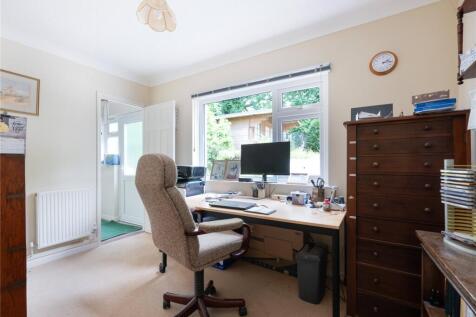 Study / Bedroom 5