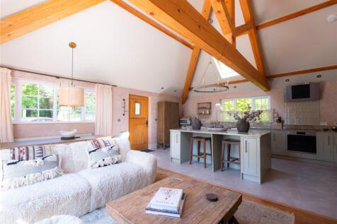 Gatehouse Open-Plan