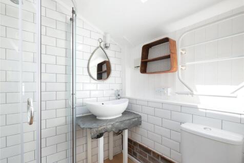 Shower Room - Lodge