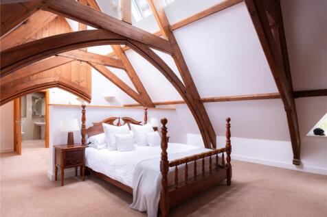 Prinicpal Bedroom