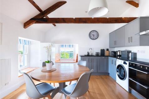 Merchant Open Living