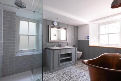 Wivell Bathroom