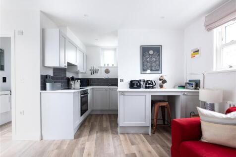 Kitchen / Dining