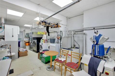 Dry Cleaners