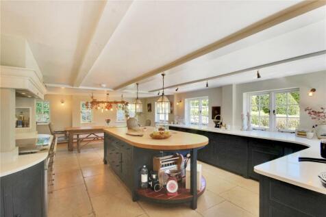 Kitchen/Breakfast Rm