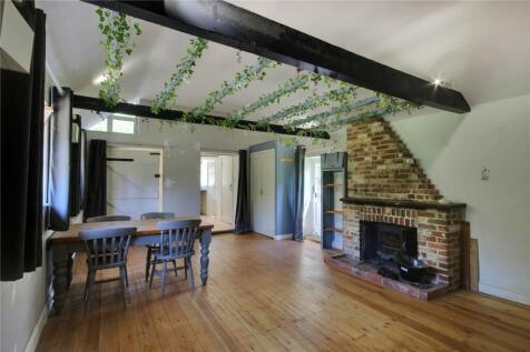 Cottage Sitting Rm