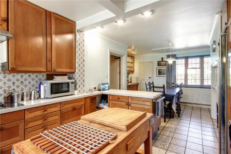 Kitchen/Breakfast Rm