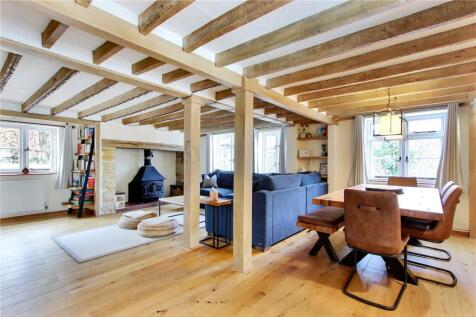 Sitting/Dining Room