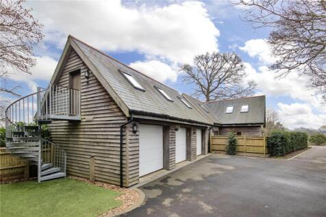 Garage &amp; Games Room