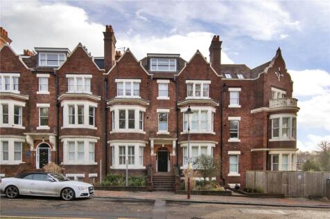 Flat 5, The Retreat